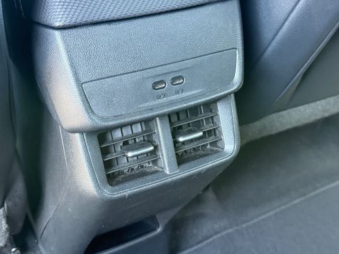 Used 2025 Chevrolet Equinox LT w/ Convenience Package II FWD image 14