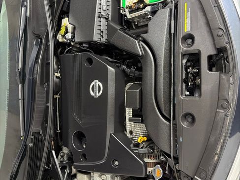 Used 2015 Nissan Altima 2.5 SL w/ Technology Package image 25