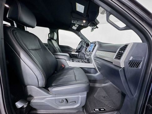 Used 2022 Ford F250 Lariat w/ Lariat Ultimate Package image 29