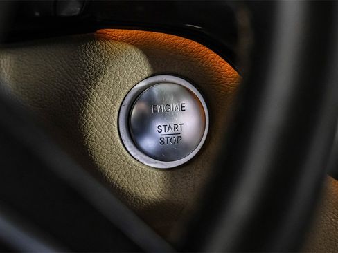 Used 2015 Mercedes-Benz GL 320 BlueTEC 4MATIC image 20