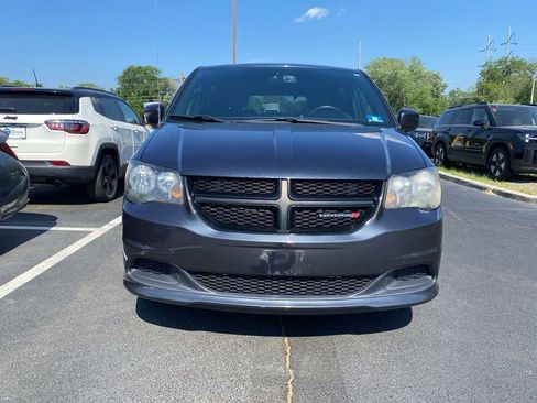 Used 2014 Dodge Grand Caravan SE FWD image 3