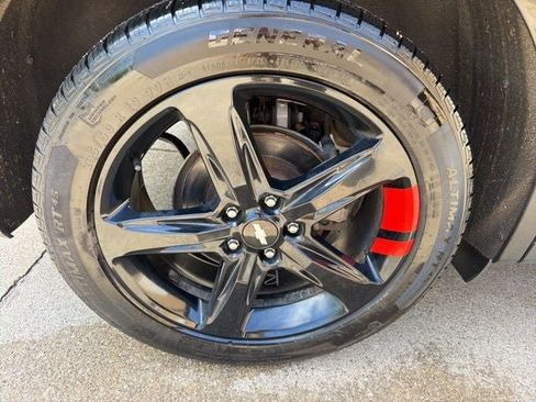 Used 2019 Chevrolet Equinox LT AWD/4WD image 25