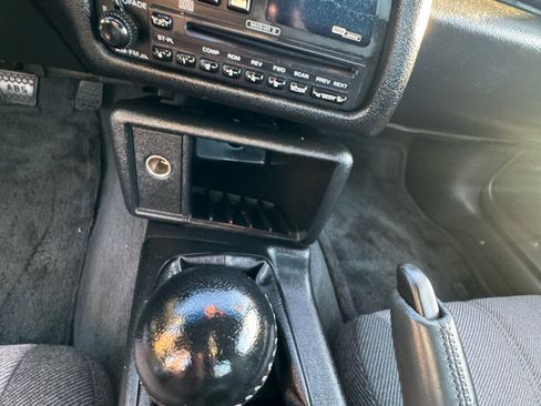 Used 1994 Chevrolet Camaro Z28 image 19