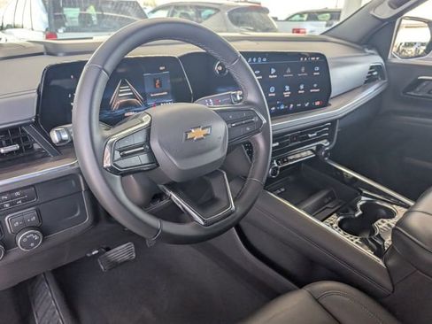 Used 2025 Chevrolet Tahoe LT RWD image 9
