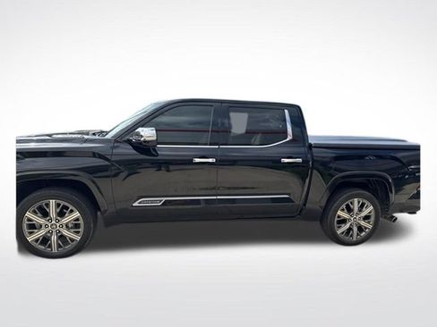 Used 2023 Toyota Tundra Capstone AWD/4WD image 2