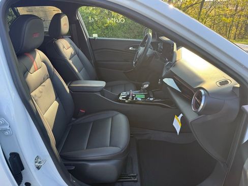 New 2026 Chevrolet Trax RS FWD image 20