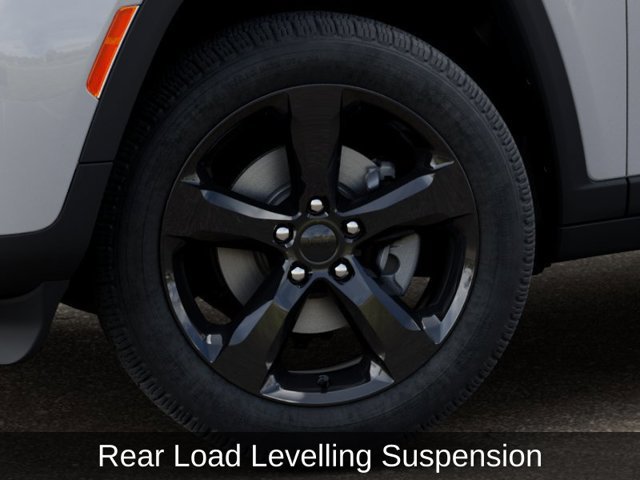 New 2026 Jeep Grand Cherokee Limited w/ Limited Altitude Package AWD/4WD image 11