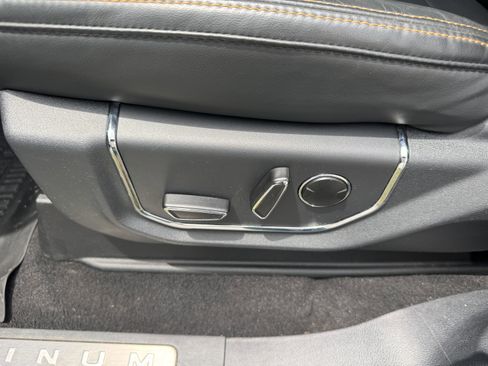 Used 2024 Ford Expedition Max Platinum image 12