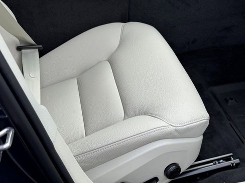 New 2026 Volvo V60 B5 Cross Country Plus w/ Protection Package Premier image 12