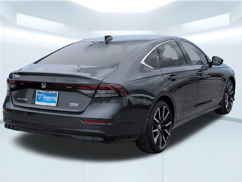 Used 2023 Honda Accord Touring image 5