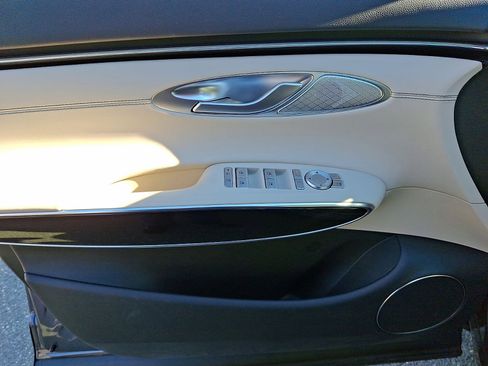 Used 2026 Genesis GV70 2.5T image 10