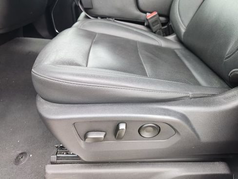 Used 2025 GMC Sierra 1500 SLT RWD image 23