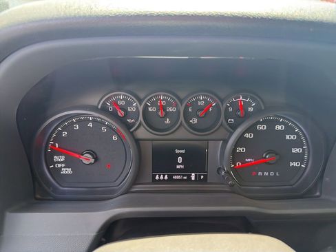 Used 2024 Chevrolet Silverado 1500 Custom image 11