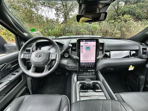 New 2026 RAM 2500 Limited image 23