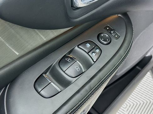 Used 2015 Nissan Murano Platinum w/ Platinum Technology Package image 24