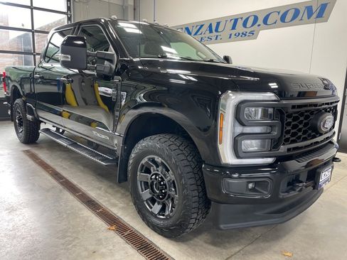 Used 2024 Ford F250 Lariat w/ Sport Appearance Package image 2