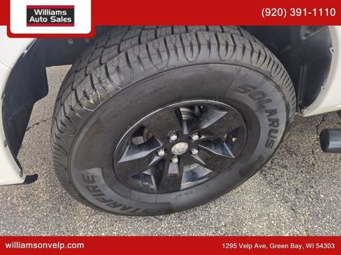 Used 2019 RAM 1500 Express AWD/4WD image 9