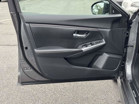 Used 2021 Nissan Sentra SR w/ Electronics Package image 12