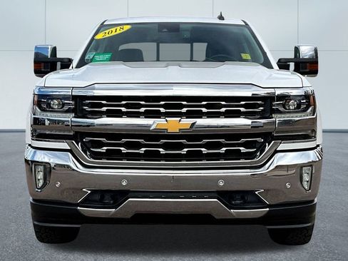 Used 2018 Chevrolet Silverado 1500 LTZ Z71 image 3