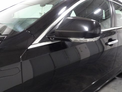 Used 2021 Cadillac CT4 Premium Luxury image 9