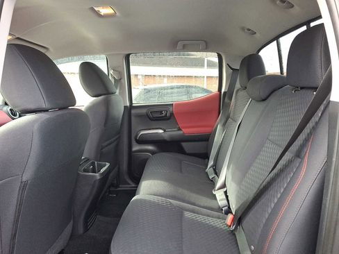 Used 2021 Toyota Tacoma SR5 image 10