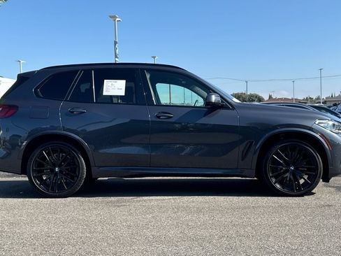 Used 2020 BMW X5 M50i AWD/4WD image 7