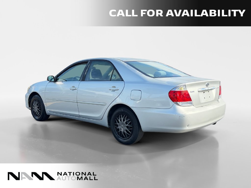 Used 2005 Toyota Camry FWD image 3