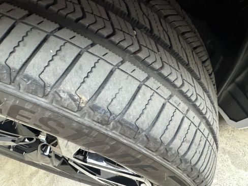 Certified 2024 BMW X7 xDrive40i w/ Climate Comfort Package AWD/4WD image 33