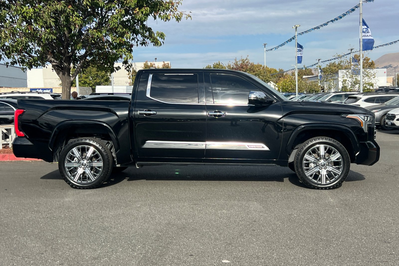 Used 2024 Toyota Tundra Capstone AWD/4WD image 3