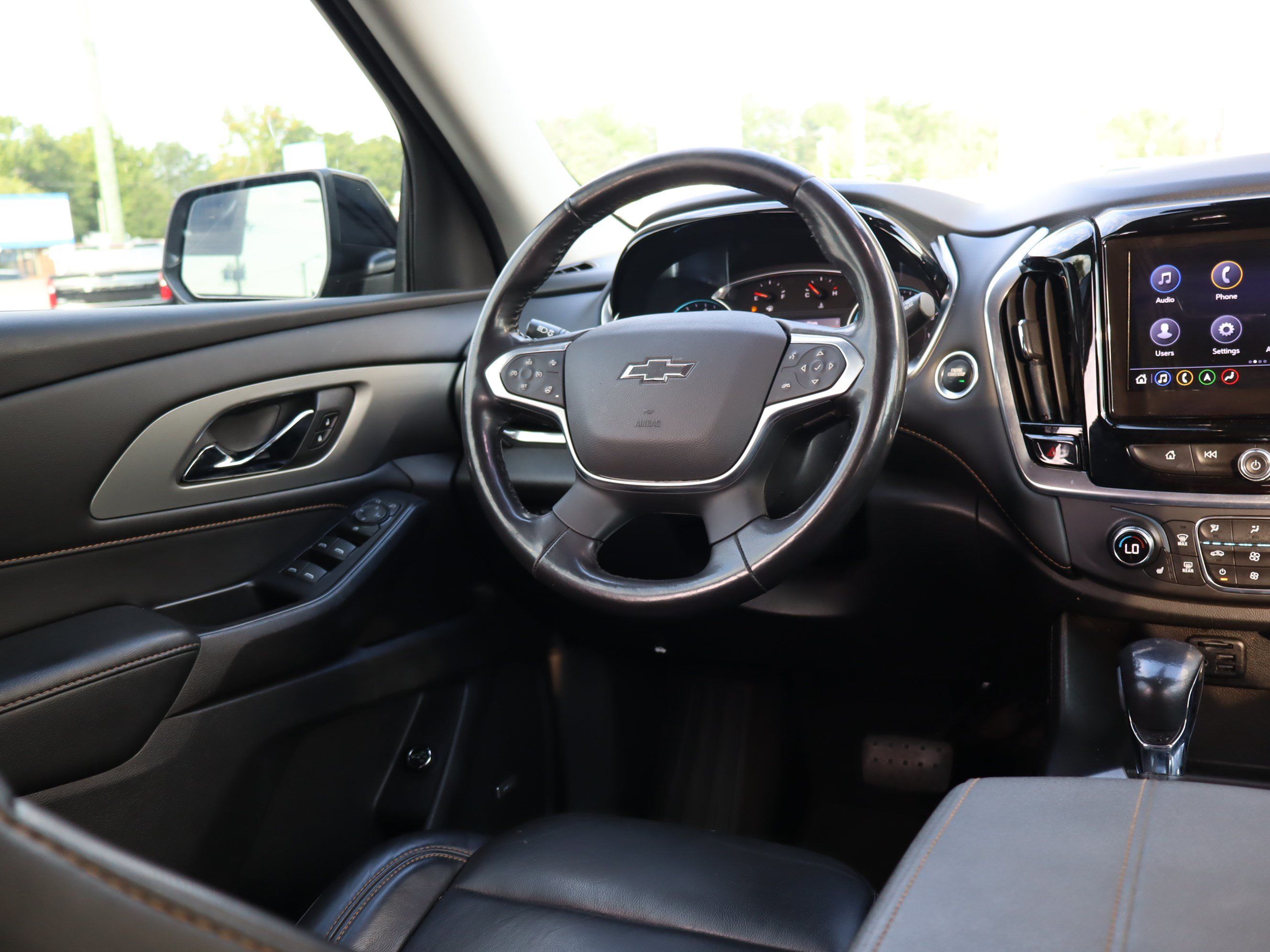 Used 2021 Chevrolet Traverse RS AWD/4WD image 13