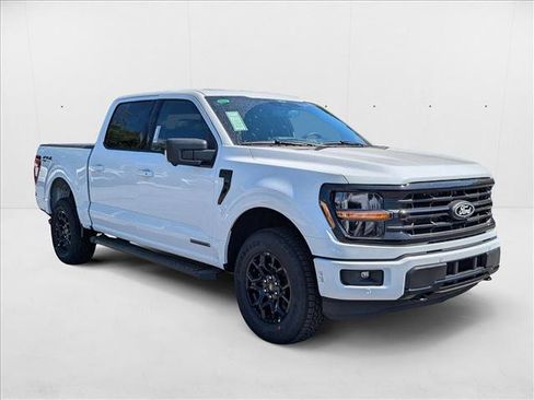 New 2025 Ford F150 XLT w/ Equipment Group 302A MID image 6
