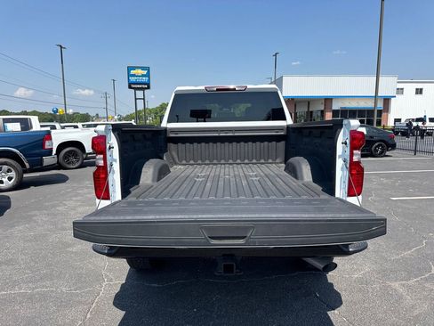 Used 2025 Chevrolet Silverado 2500 Custom w/ Custom Value Package AWD/4WD image 19