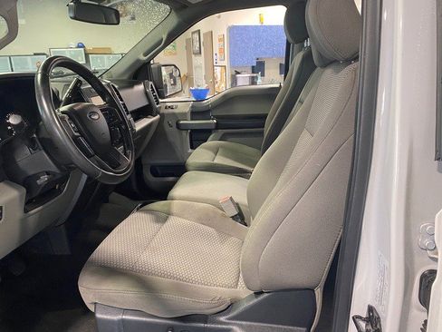 Used 2019 Ford F150 XLT w/ Equipment Group 302A Luxury AWD/4WD image 13