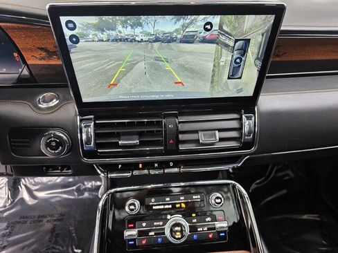 Used 2022 Lincoln Navigator Black Label image 27