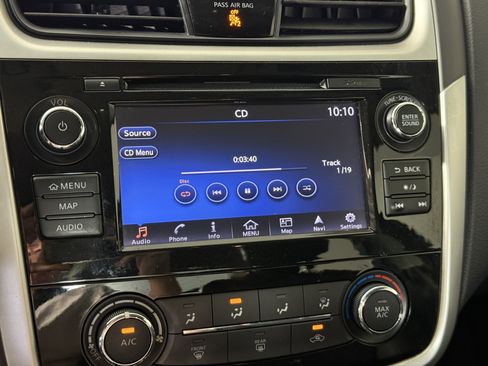 Used 2018 Nissan Altima 2.5 SR w/ SR Special Edition image 18