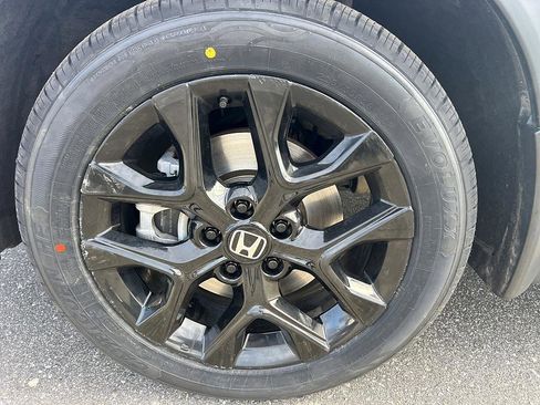Used 2023 Honda HR-V Sport image 9