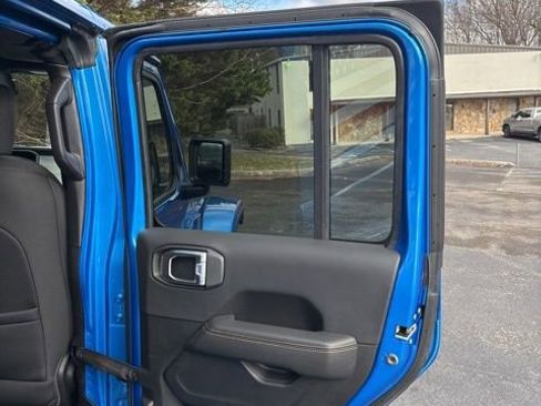 Used 2024 Jeep Wrangler Sahara w/ Safety Group image 32