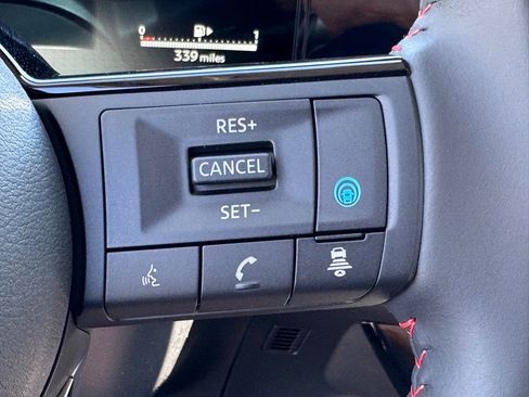 New 2025 Nissan Kicks SR image 18