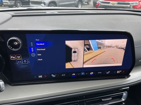 New 2026 Chevrolet Traverse LT w/ Driver Confidence Package image 12