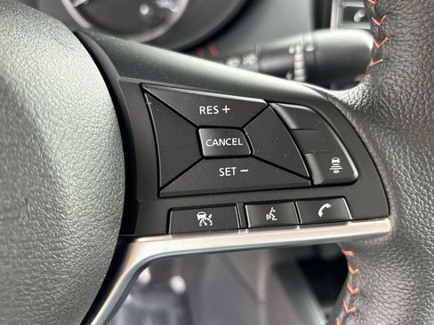 New 2025 Nissan Versa SR image 19