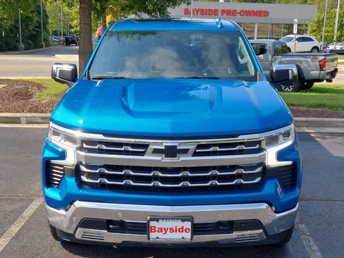 Used 2023 Chevrolet Silverado 1500 LTZ w/ LTZ Premium Package AWD/4WD image 5