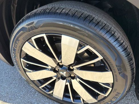 New 2026 Mitsubishi Outlander SE FWD image 9