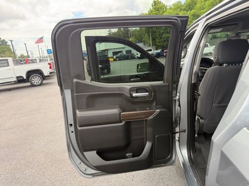 Used 2021 Chevrolet Silverado 1500 RST w/ Z71 Off-Road Package AWD/4WD image 24