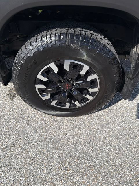 Used 2024 Nissan Frontier PRO-4X w/ Off-Road Protection Package AWD/4WD image 9