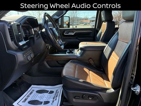 Used 2025 Chevrolet Silverado 3500 High Country w/ High Country Premium Package AWD/4WD image 10