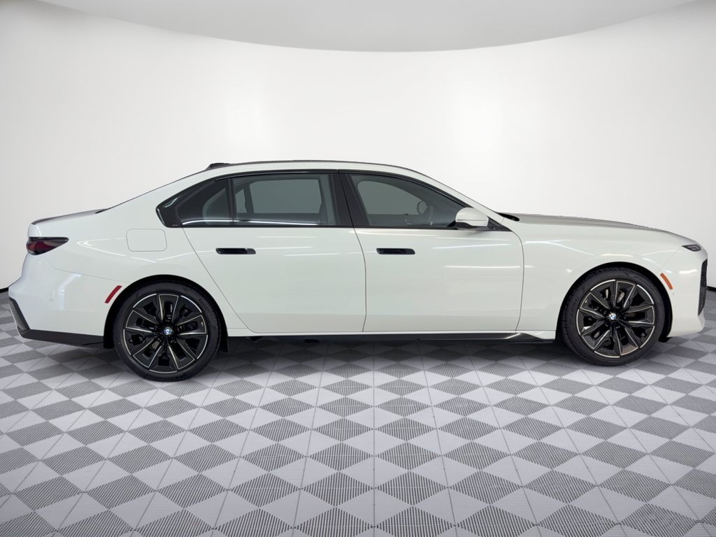 Certified 2024 BMW i7 eDrive50 w/ M Sport Package RWD image 8