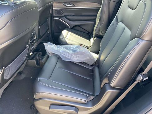 New 2026 Jeep Grand Cherokee L Limited w/ Limited Altitude Package RWD image 35