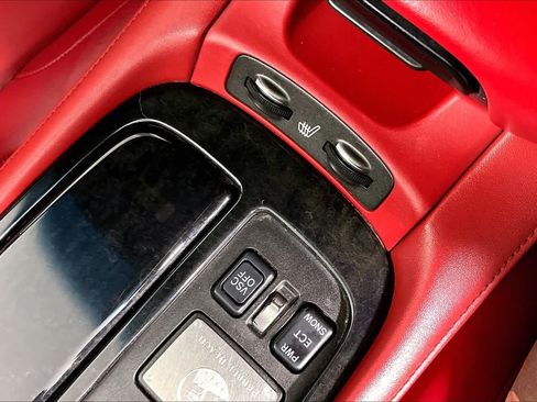 Used 2005 Lexus SC 430 Convertible RWD image 33