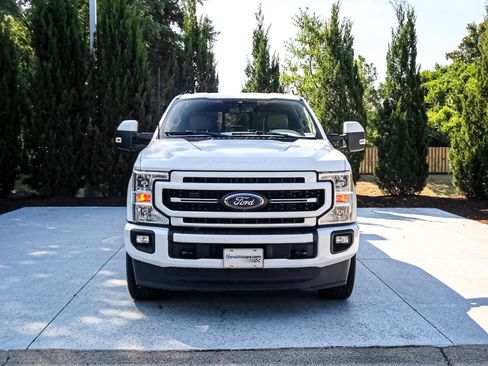 Used 2022 Ford F250 Lariat w/ Lariat Ultimate Package AWD/4WD image 3