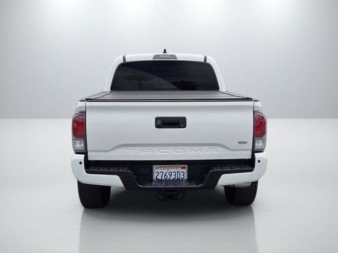 Used 2021 Toyota Tacoma TRD Sport w/ Technology Package AWD/4WD image 5